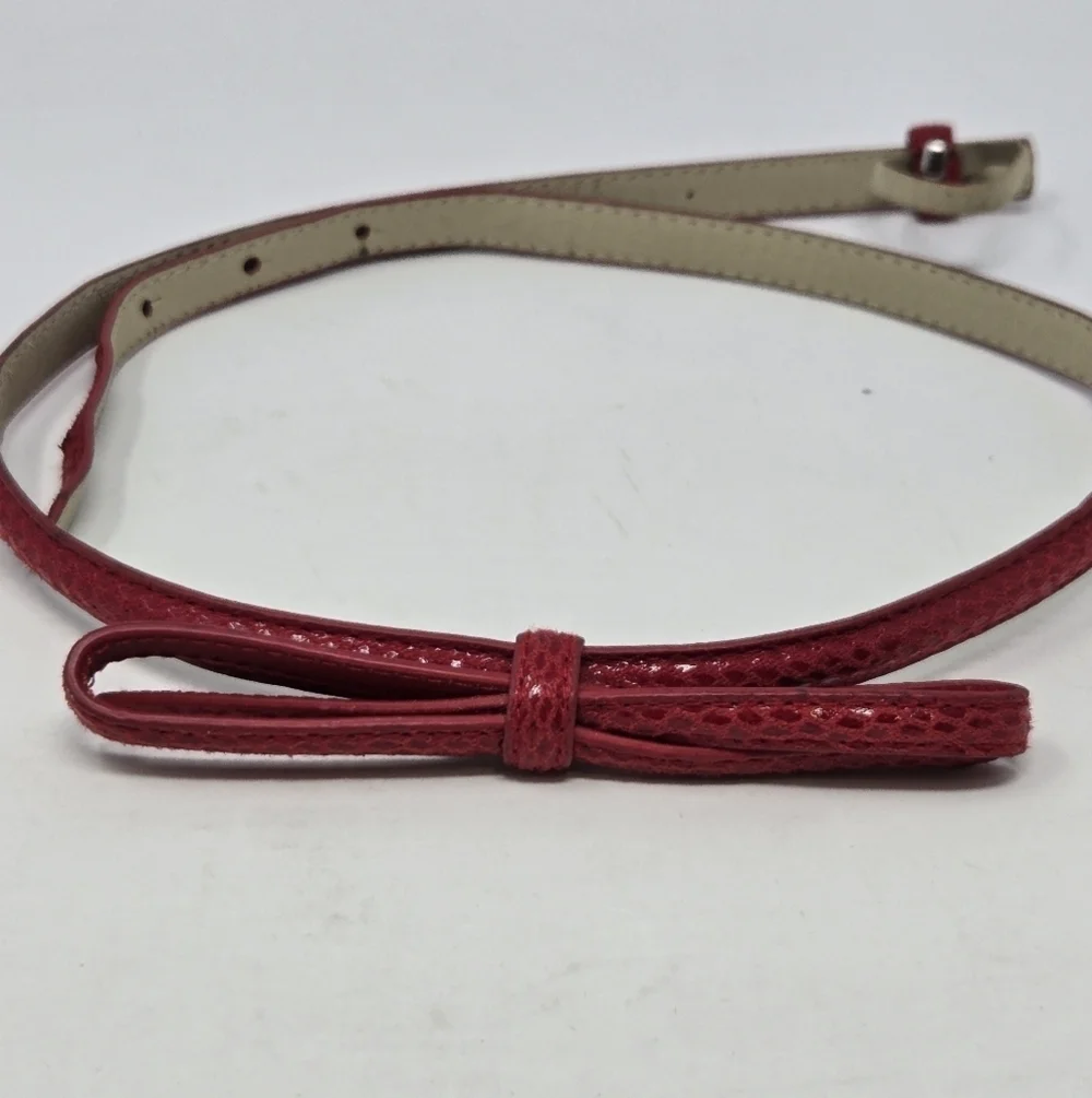 WHITE HOUSE BLACK MARKET WHBM RED FAUX SNAKESKIN BOW BELT WOMEN SMALL STRUCTURED